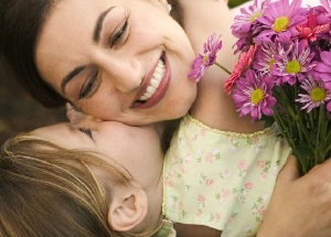 Детский сад и центр «Планета детства» приглашает на День матери.